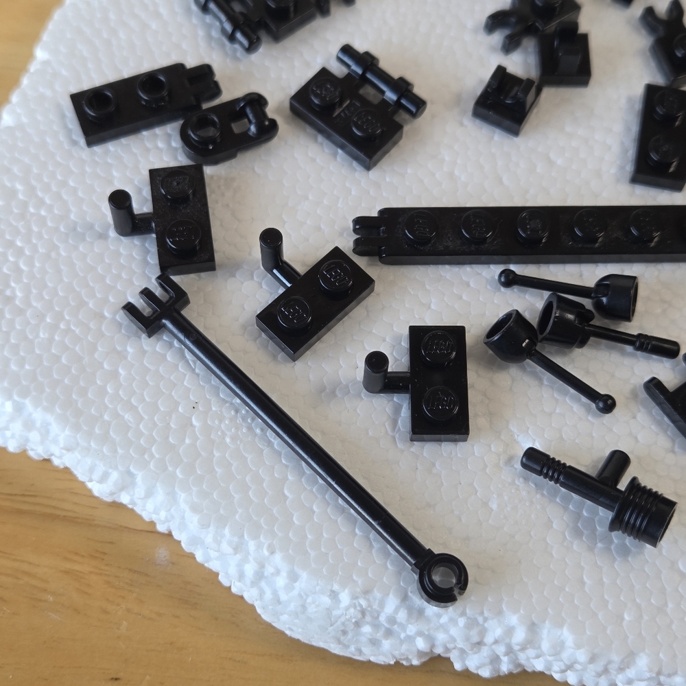 Lego Black Small Parts Random Pieces Lot - Picture 9 of 10